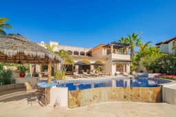 Casa Lolita by The Agency Baja Travel - Image 3
